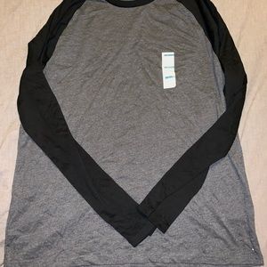 Long sleeve old navy shirt